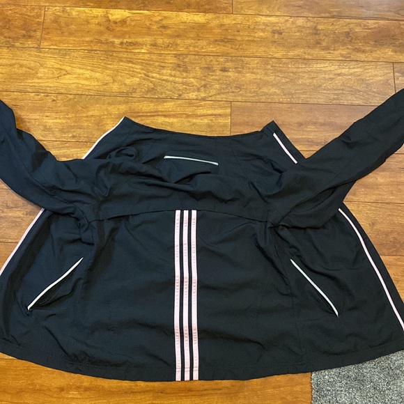Adidas Windbreaker Jacket - Picture 6 of 7